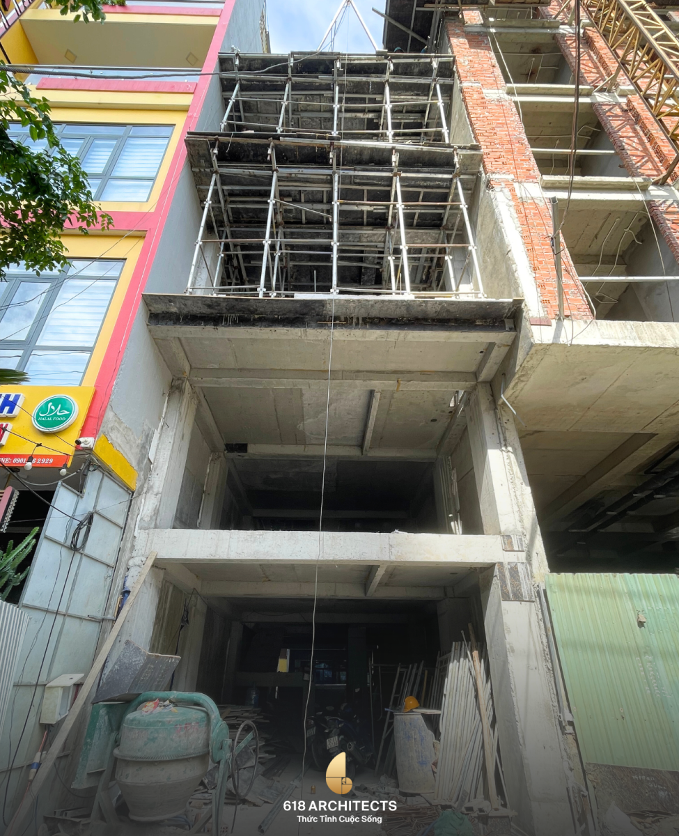 Tien-do-thi-cong-can-ho-cao-cap-thang-8_2025